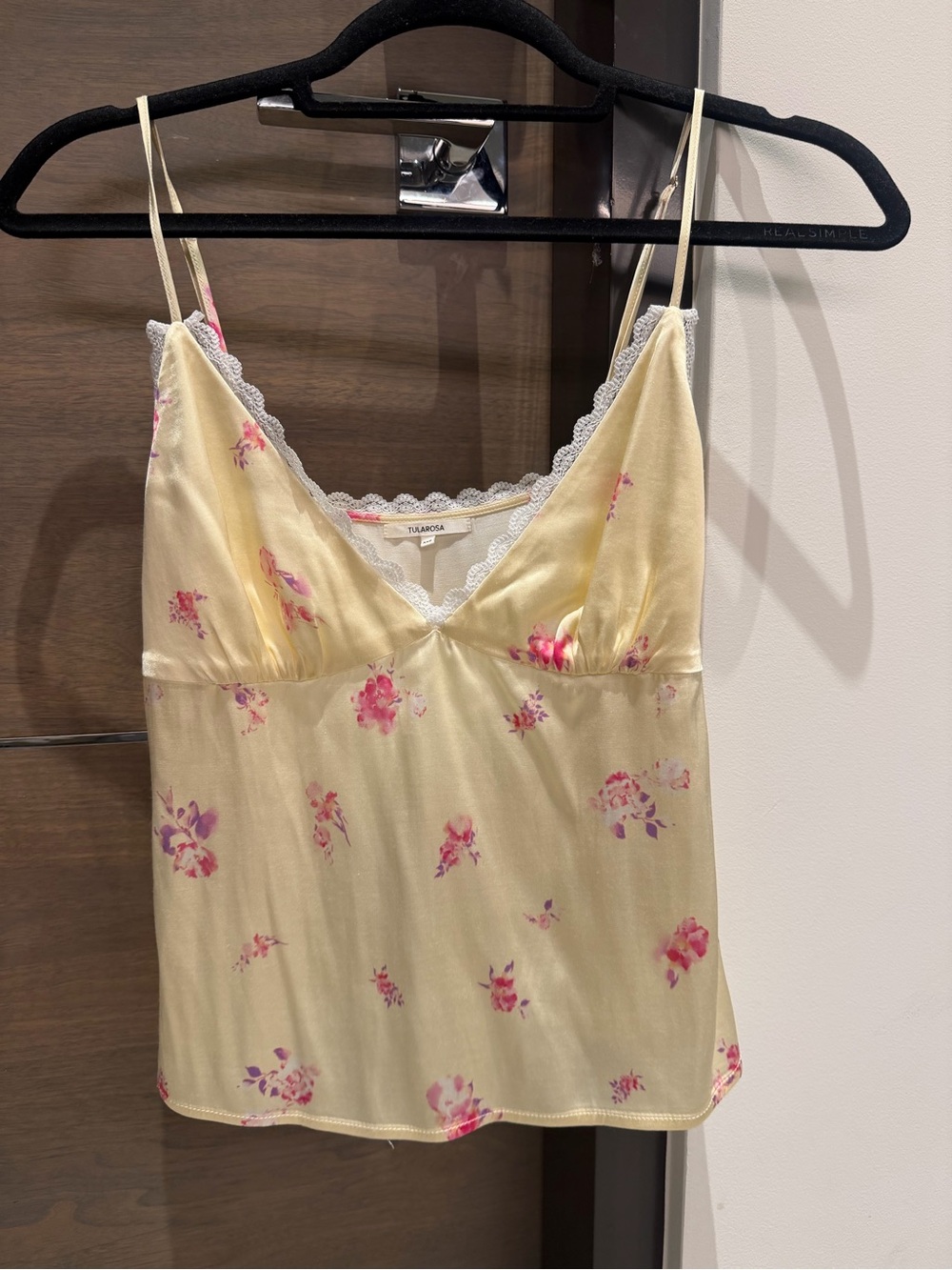 Tularosa SET Cream Floral Lace-Trim Cami and Skirt